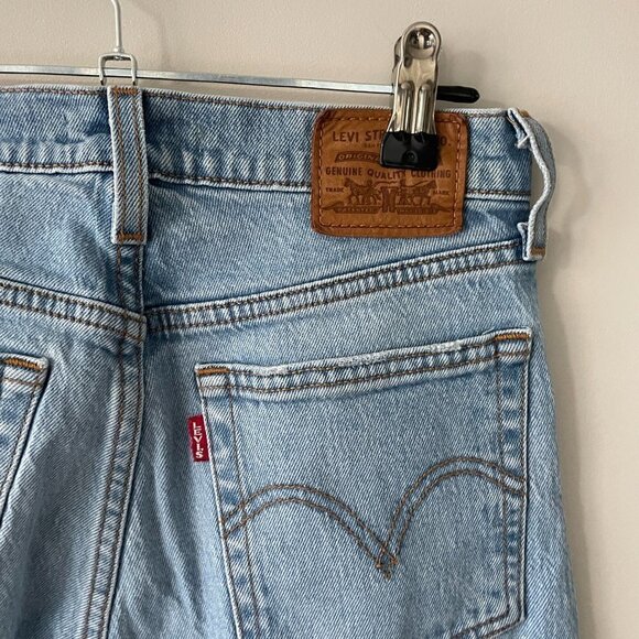 LEVI'S Wedgie Bright Side Cropped Denim Jeans High Rise Medium Wash Blue 24 - Picture 7 of 9